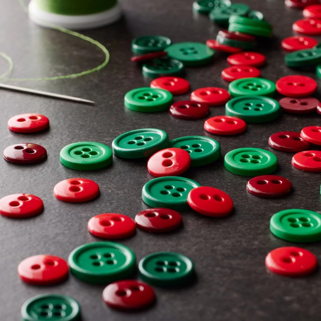Budget π Colors We Love π Christmas Buttons By Loops & Threads® β¨ - Image 2