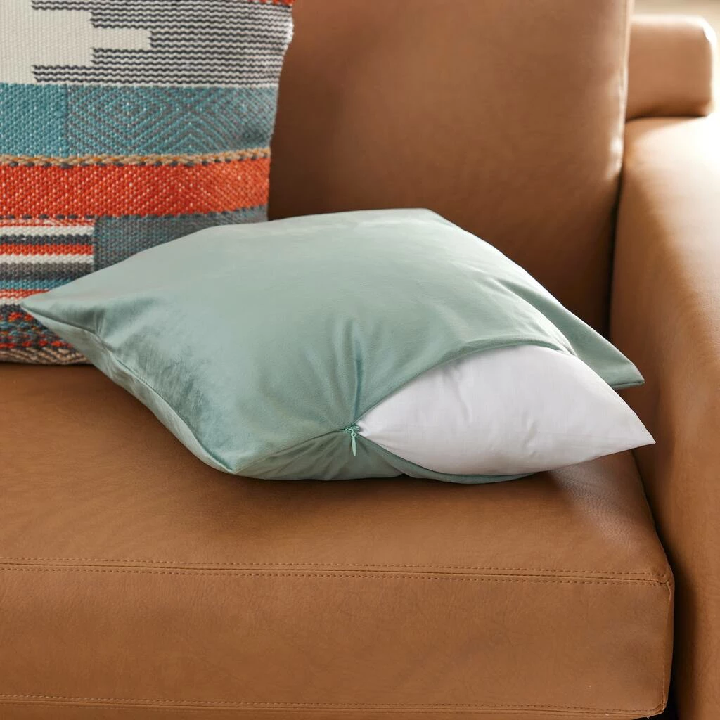 Wholesale 🥰 9 Pack: Premium Pillow Form by Loops & Threads™, 16" x 16" 🔥 - Image 2